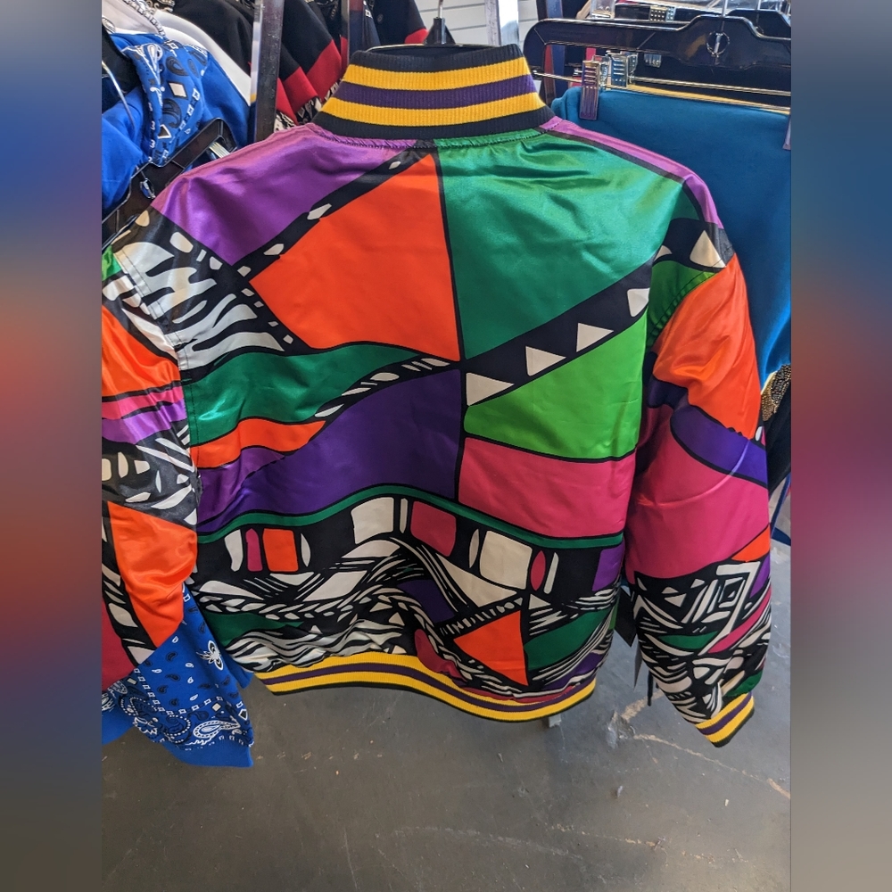 Bomber jacket - Picture 2 of 2